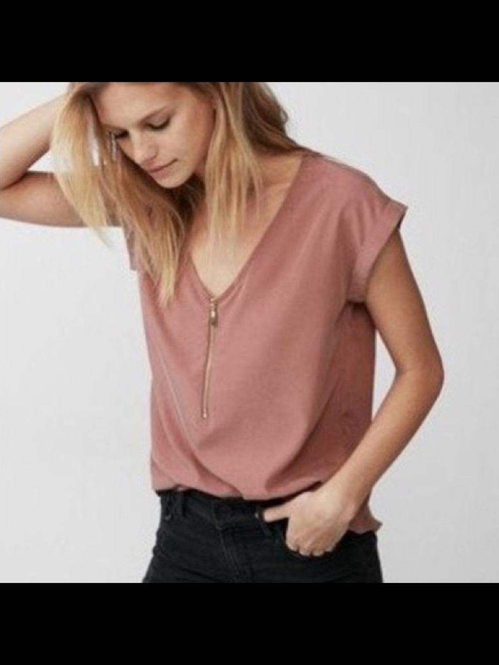 Nwt Express Dusty Rose V-Neck Short Sleeve Top with Front Zip